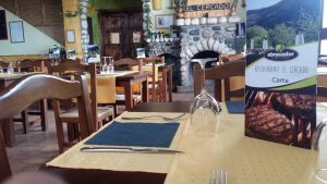 Restaurante Abrasador El Cercado situado en Bérchules (Granada)