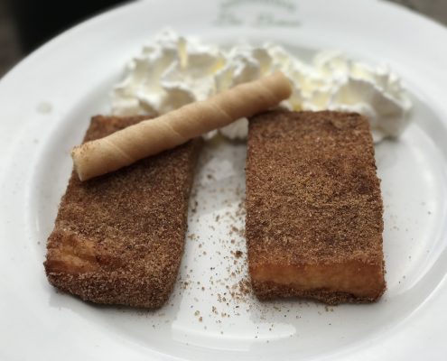 Leche frita casera, uno de los postres más valorados en Restaurante Abrasador Las Lomas