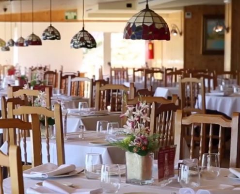 Salón de Abrasador Restaurante Graná situado en El Campello, junto a la playa de Muchavista