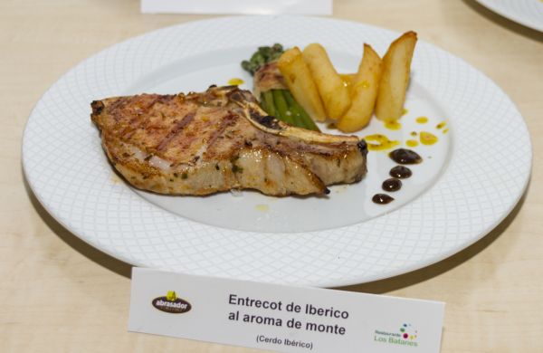 Entrecot de iberico al aroma de monte