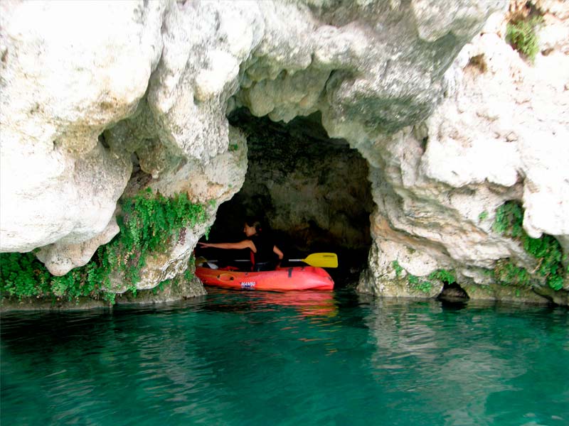 Una de las actividades más demandadas de las Lagunas de Ruideras, el Kayak