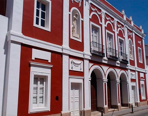 Teatro municipal muy cerca de Abrasador de Almagro