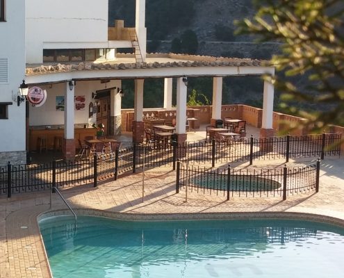 Terraza y piscina Restaurante Abrasador El Cercado