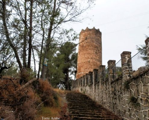 Torre Árabe del S XIX situada en la ruta de la via verde ojos negros