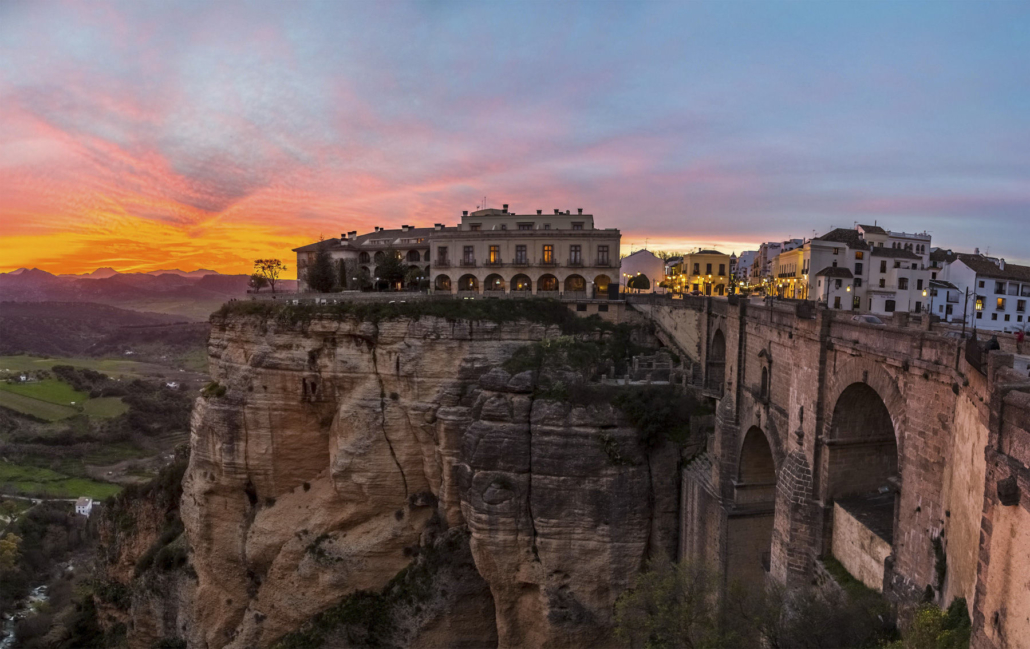 Otra perspectiva del Puente Nuevo de la Ronda