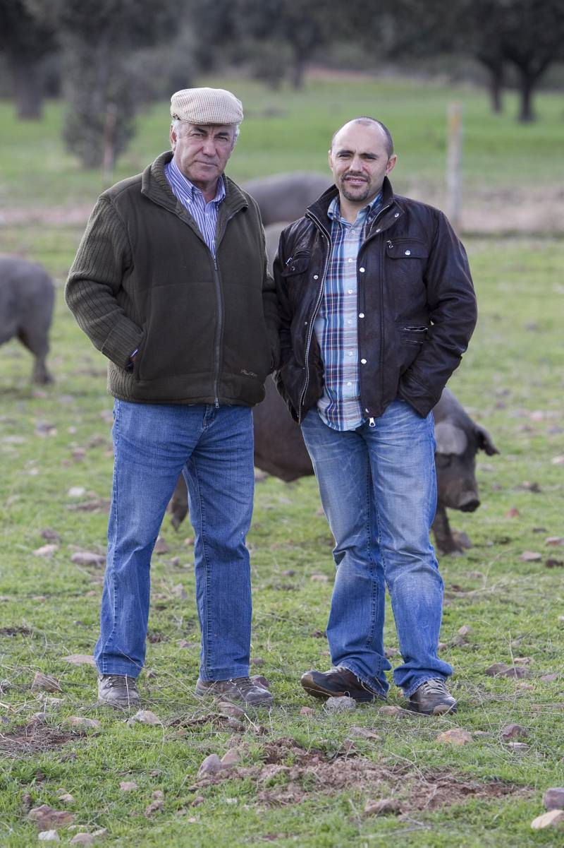 Julio Padre y Julio Hijo en finca Abrasador 