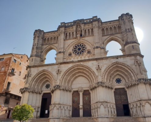 Plaza Mayor, junto a La Catedral de Cuenca