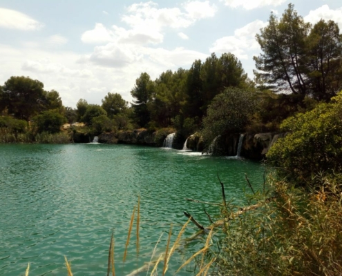 Una de las zoñas de baño habilitadas en las Lagunas de Ruidera