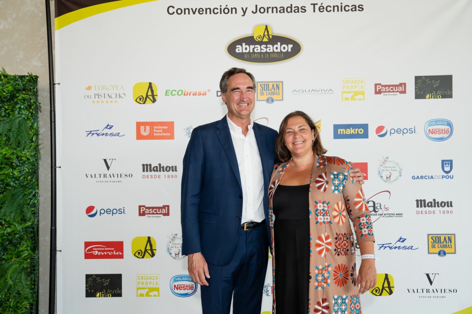 José María Cervera y Patricia Fernández, tras sus ponencias.