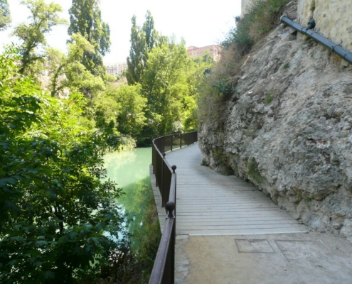 Paseo río Júcar en Cuenca