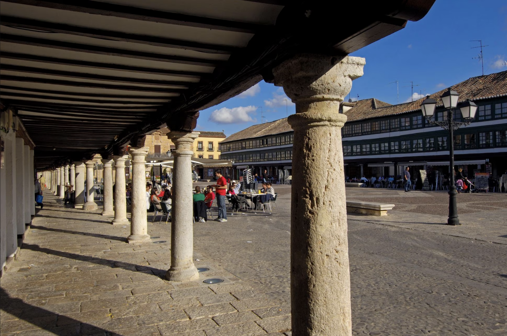 Terrazas y soportales de la plaza Mayor de Almagro.JOSE A. MORENO (UNIVERSAL IMAGES GROUP/GETTY IMAGES)