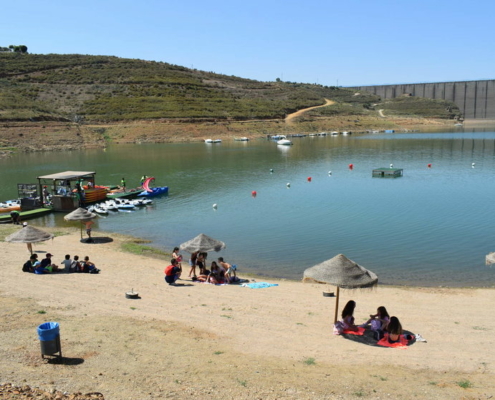 Playa de la Breña, embalse de la Breña.